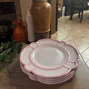 Two's Company Set of 4 Bamboo Touch Dinner Plates Pink 11”.